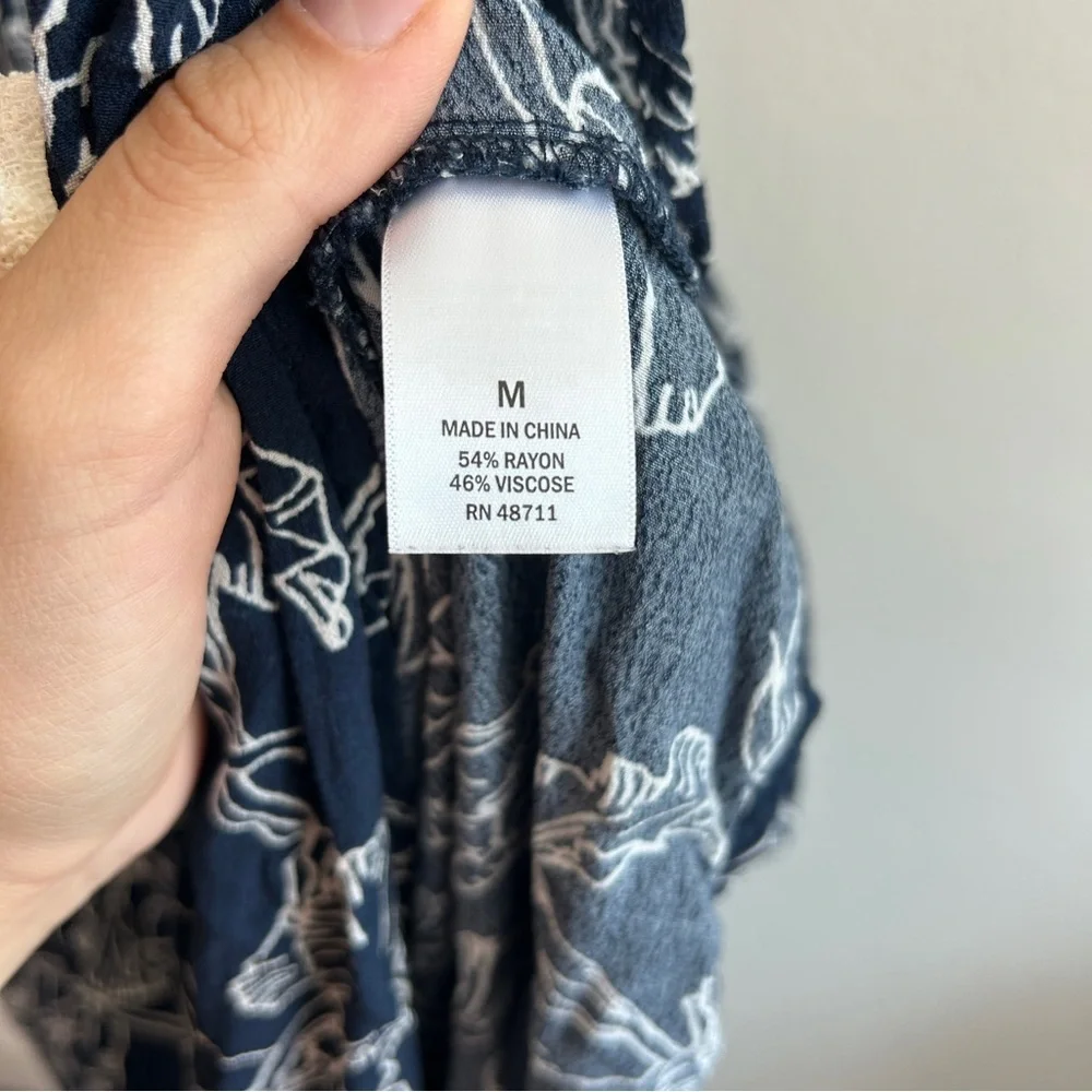 Ophelia Roe Blue and White Floral Puff Sleeve Dress - Picture 4 of 6